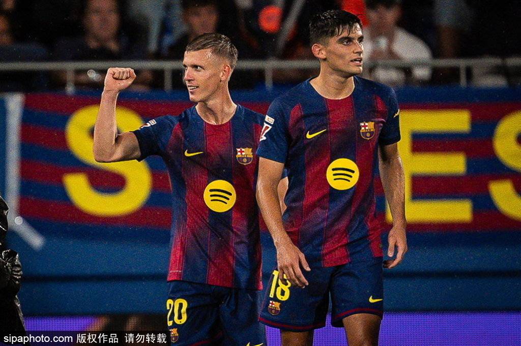 西甲首场美国赛事遭遇大学橄榄球冲突,巴萨与黄潜能否完美应对?