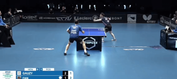 一场3-2险胜！樊振东今晨出战欧冠比赛，苦战5局，打败西蒙高茨